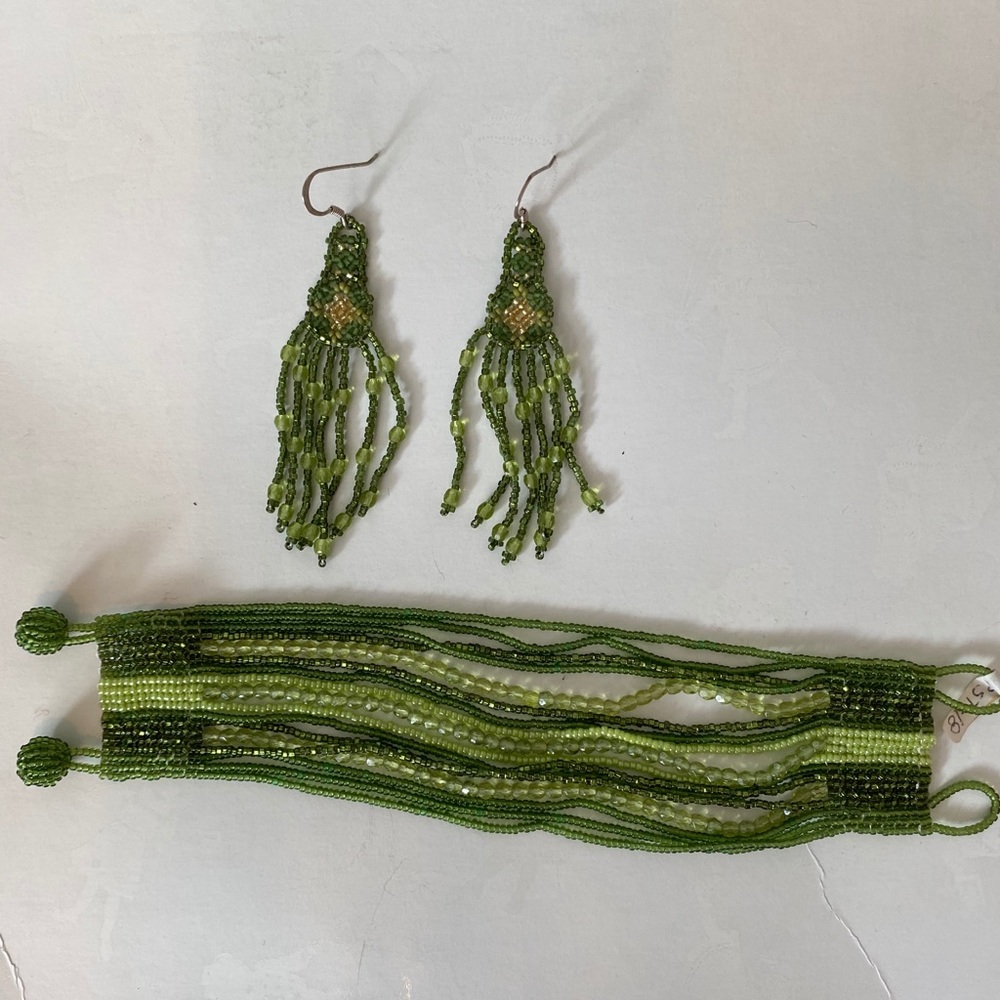 Hand beaded green dangle earrings & bracelet new